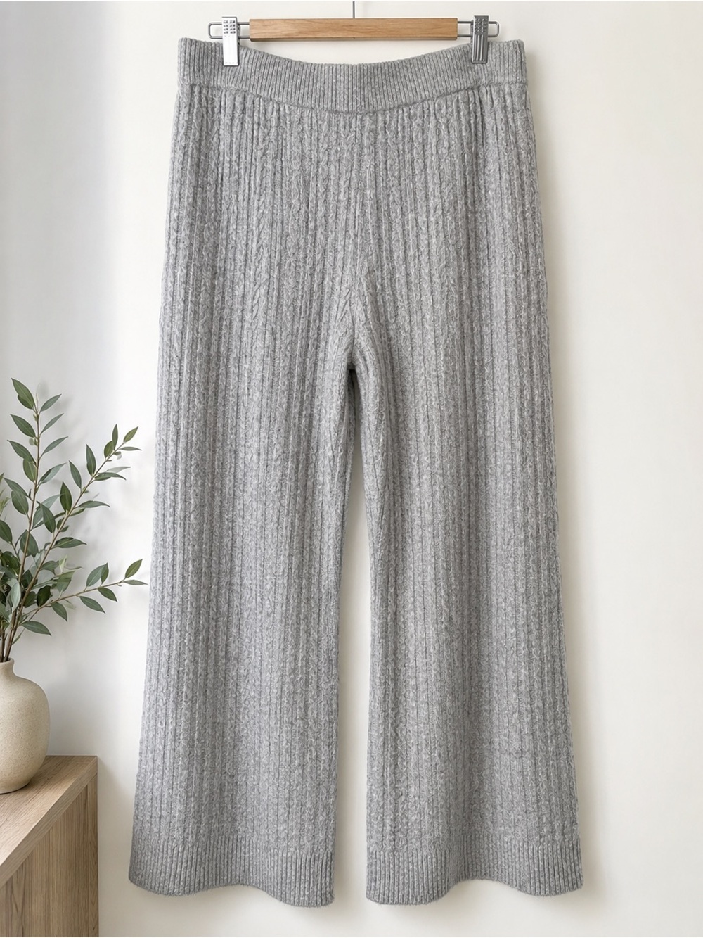 Universal Thread Gray Ribbed Wide-Leg Knit Pants - Picture 2 of 5